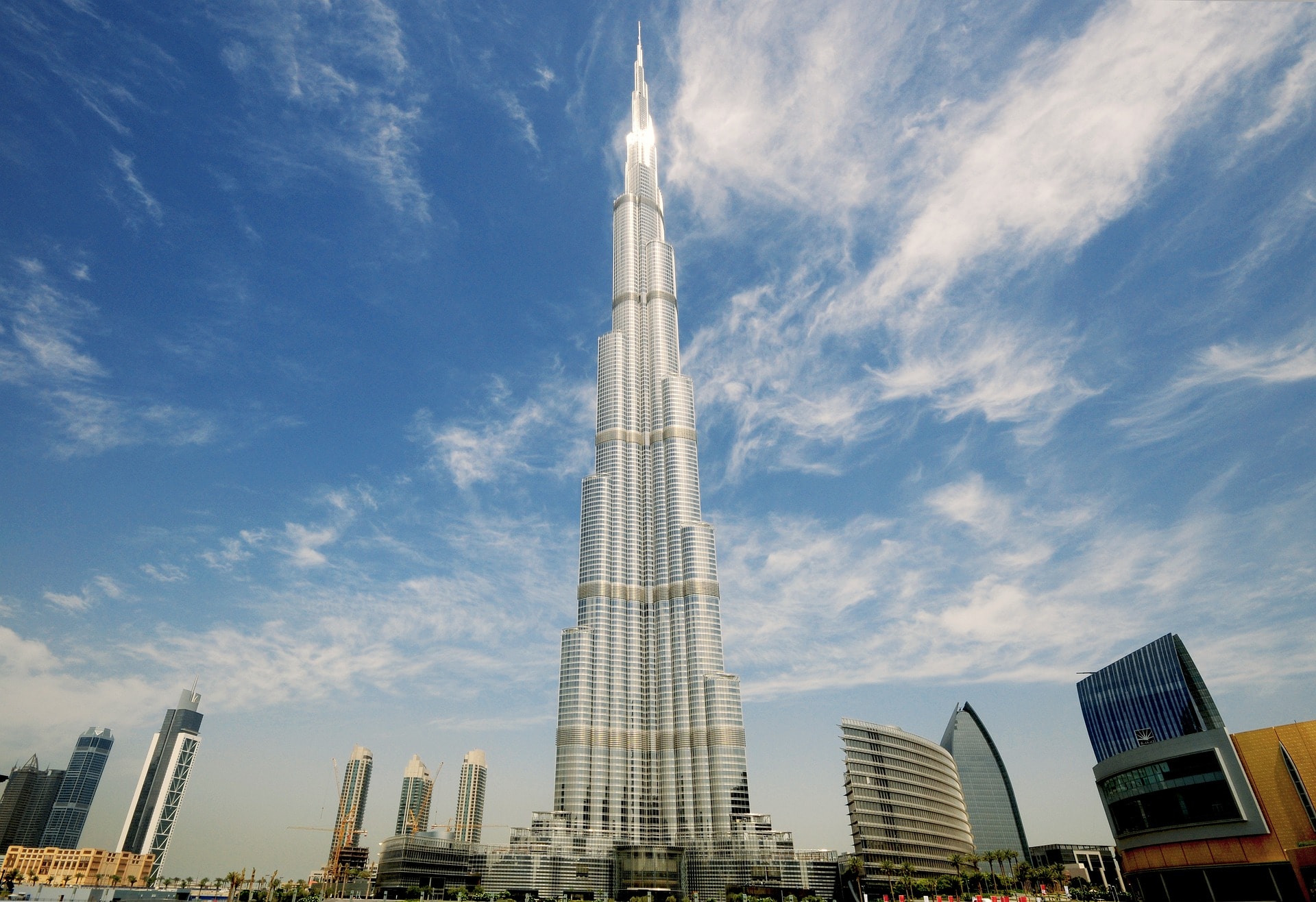 Front view of Burj Khalifa
